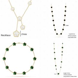 Chains Natural Gem Four-Leaf Clover / Five-Leaf Flower Necklace Simple White Shell Sweater Chain For Women Party Jewelry Daily Wear