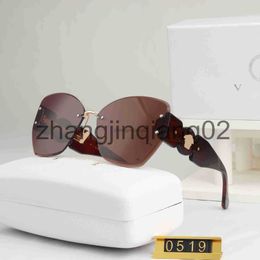 Designer Versage Sunglasses Cycle Luxurious Fashion Sports Polarise Sunglass For Mens Womans Vintage Brands Baseball Driving Beach Rimless Tea Sun Glasses