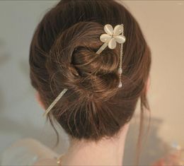 Hair Clips Trend Flower Alloy Metal Tassel Simple Design Bride Accessories For Women Fashion Jewellery