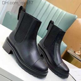 Boots Top Womens Boots Brand Genuine Leather Autumn and Winter Martin boot Platform Flat heel Shoes Size 35-41 With box Z230724