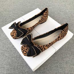 Dress Shoes Flat Shoes with Square Head and Shallow Mouth 2023 Spring New Bow Leopard Print Design Comfortable and Versatile Work Shoes L230724