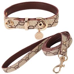 Fashion Designer Dog Collars Leashes Set Soft Adjustable Printed Leather Classic Pet Collar Leash Sets for Small Dogs Outdoor Dura246s