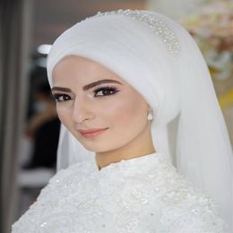 White Muslim Bridal Veils 2019 Beading Pearls Tulle Wedding Hijab for Saudi Arabia Brides Custom Made Fingertip Length Bridal Veil251P