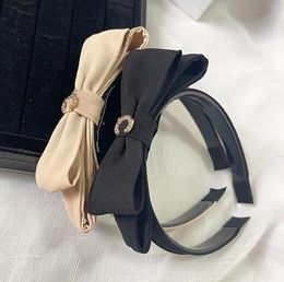 Luxury High Quality Leather Headband Letter Print Wide Edge Brand Designer Knot Hair Hoop for Women Outdoor Sports HairJewelry