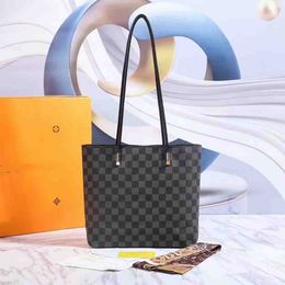 Classic handbag Ladies Vintage print Simple design Composite Handbag Original leather handbag Shoulder Bag Handbag Purse