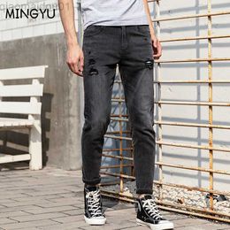 Men's Jeans 2022 Spring Autumn New Casual Jeans Men Slim Feet Korean Version Trend Elastic Hole Fashion Black Streetwear Men's Jeans 28-36 L230724