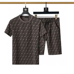 Designer Men Tracksuits Fashion Design T-Shirt Classical lattice Pants 2 Piece Sets Short Shirts Shorts Tracksuits