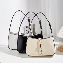 Advanced Fashion 2023 New Women's Evening Bags Autumn Winter Versatile Handbag Large Capacity One Shoulder Underarm Bag