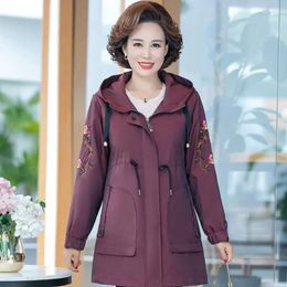 Women's Trench Coats 2023 Spring Autumn Middle-Aged Mom Coat Women Fashion Mid-Length Hooded Embroidery Windbreaker Loose Female Overcoat