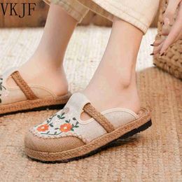 Dress Shoes 2022 Bohemian Women Linen Canvas Slip-On Flat Shoes Comfortable Retro Loafers Ladies Casual Embroidered Sneakers Hemp Sole L230724