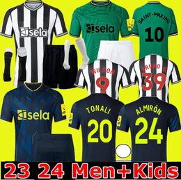 16-2XL New BRUNO G. 23 24 Newcastles Soccer Jerseys WILSON ISAK NUFC home JOELINTON TRIPPIER 2023 2024 Football Shirt MAXIMIN top Men Kids Jersey kit sets ALMIRON WILSON