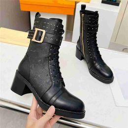 Top Design Winter Boots 2023 Luis Fashion Women Vintage Decorative Leather Cotton Cloth Wool Warm Keeping High Heel Thick Sole Snow Flat Socks Shoes vuttonity 02-03