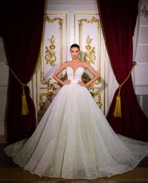 Elegant Ball Gown Wedding Dresses Sleeveless V Neck Strapless Sequins Appliques Floor Length 3D Lace Buttons Ruffles Plus Size Bridal Gowns Dresses Vestido de novia