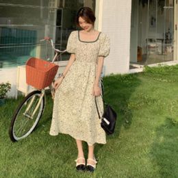 Casual Dresses 2023 Summer Fat Sister Shows Thin Dress Temperament Square Neck Flower Slim Fit Off Back Fragmented Long Style