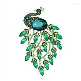 Brooches Green Colour Rhinestone Peacock For Women And Men Luxury Cute Animal Jewellery Gift Friends Badge Scarf Buckle