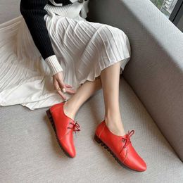 Dress Shoes YQBTDL 2020 Autumn Lace Up Flats Shoes Women Beige Red Black Artificial Leather Soft Comfortable Daily Flat Oxford Shoes Women L230724