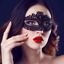 Fashion sexy black lace hollow mask goggles nightclub queen lace masquerade mask sexy eye mask princess prom party props