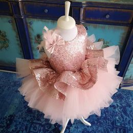 2020 Cute Lace Appliqued Flower Girl Dresses V Cut Back with Pink Bow Sash Tulle Girls Formal Gown for Wedding First Communion Dre235V