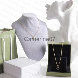 Pendant Necklaces Fashion Mini Pendant Necklace Designer Necklaces Women's Jewelry Fritillaria Clover Design Gold 4 Color Elegant Temperamental J0725