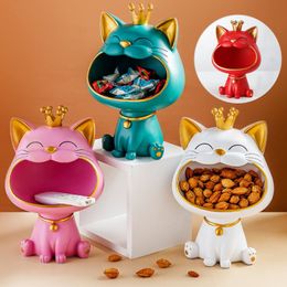 Decorative Objects Figurines 2023 Sculpture Lucky Cat Statue Table Decoration Miniature Figurine Sundries Storage Box Modern Living Room Desk Home Decor 230724