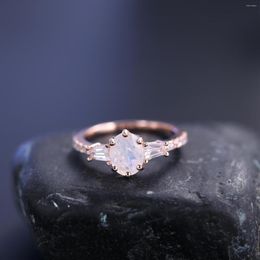 Cluster Rings GEM'S BALLET Vintage Milky Blue Moonstone Three Stones Engagement Ring In 925 Sterling Silver Promise For Bridal