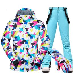 Skiing Jackets Ski Suit Women Warm Waterproof Winter Snow Snowboard and Pants Clothes Comes With Touch Screen Gloves Brands 230725