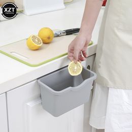 Waste Bins Plastic Basket Hanging Trash Can Waste Bin Garbage Can Storage Box Trash Organzier Desktop for Kitchen Holder Cabinet Door 230724