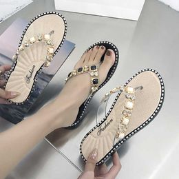 Slippers Shoes Woman Spring Summer 2022 Thong Flat Flip Flops Rhinestone Fashion Comfortable Opened Toe Luxury Sandals Women Designers L230725