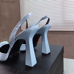 Dress Shoes latest fashion Pink Patent Leather high-heeled shoes pointed decorative pump 11cm Dress dinner shoes Luxury Designer Sandals Z230725