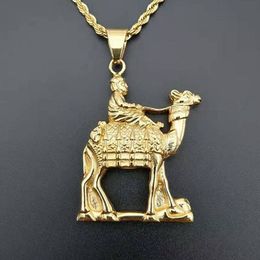 Pendant Necklaces Gold Plated Men Luxury Crystal Vintage Hip Hop Big Camel Pendants Necklace Animal Jewelry Men Women Gift