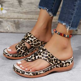 Slippers Fashion Leopard Wedge Sandals for Women Summer 2023 Clip Toe Platform Slippers Woman Comfort Non Slip Beach Flip Flops Plus Size L230725