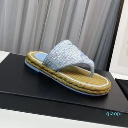2023 Designer luxury Multicolor Slides slippers womens material print pattern outdoors Beach sandal ladys casual Anti-slip Flat flip-flops slipper