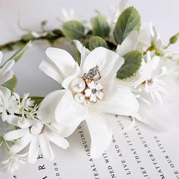 Hair Clips Wedding Flower Tiara Women Bride Bridesmaid White Floral Crown Headband Girl Wreath Garland Accessories Party Decor
