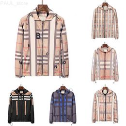 Men's Hoodies Sweatshirts Multi Style Classic Plaid mens hooded Designer jacket men Fashion Casual windbreaker Spring Summer coat Size M--XXXL L230725