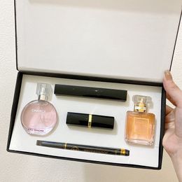 Spedizione gratuita negli Stati Uniti in 3-7 giorni Set di vendita più caldo 15 ml Profumo Rossetti Eyeliner Mascara 5 in 1 con scatola Labbra Kit cosmetici per regalo donna Consegna veloce gratuita