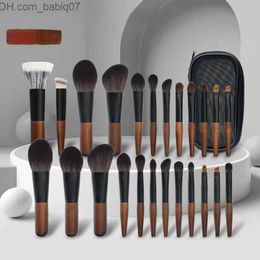 Makeup Brushes Portable 12 piece mini beauty brush short handle powder brush powder blusher brush eye shadow brush animal hair facial makeup tool Z230726