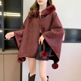 Scarves 6 Colors Women Winter Thick Lining Velvet Shawl Capes Faux Fur Ball Loose Streetwear Plus Long Female Horn Button Coat