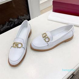 Designer simple casual shoes Fashion solid Colour flat shoes Leather material metal buckle decorative loafers outdoor elegant elegance