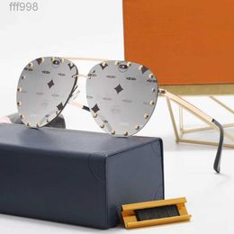 Elegant Designer Rimless Polarised Glasses Rivets Letter Design for Man Woman 6 Option High Quality FQW0 Sunglasses