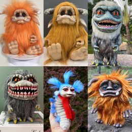 Decorative Objects Figurines Labyrinth Worm Ello Monster Doll Kids Maze Worm Animal Long Hairy Big Mouth Freak Doll Children Birthday Gifts Toys 230724