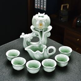 Tea Cups Celadon Lotus Automatic Chinese KUNGFU Set Semi automatic Office Creative Lazy Ceramic Relief High end 230724