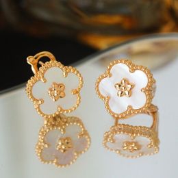 Stud European Trend Exquisite Jewellery Rose Gold Natural White Fritillaria Plum Blossom Earrings Women's Temperament Luxury Brand 230724