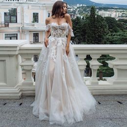 Champagne Boho Wedding Dress 2023 Lace Appliques Tulle Backless Beach Wedding Gowns Off Shoulder Princess Bridal Gowns Vestido De Noiva