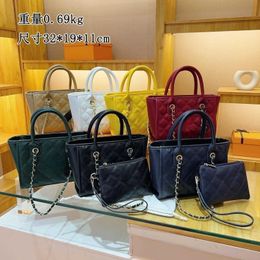 Bags Dinner bags dinner bag Wing rhombus zipper tote shopping large capacity portable small fragrant wind badge letter commuting