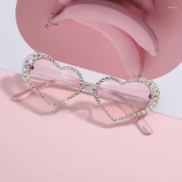 Sunglasses Love Designer Diamond Women Heart Shaped Cute Eyewear Shining Lady Vintage Sun Glasses UV400 Gafas De Sol