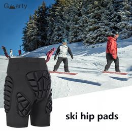 Ski Snowboard Skate Pants Padded Motorcycle Pants Outdoor Sports Skiing Shorts Hip Pad Protector Armour Motor Shorts