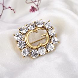 Luxury Boutique Diamond Brooch Fashion Accessories perfect kinds costumes Anti-glare buckle jewelry waist high 2692