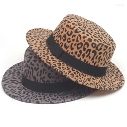 Berets 2023 Women Men Leopard Print Wool Felt Boater Hat Wide Brim Flat Top Fedora Hats Retro Ladies Formal Party Trilby Cap