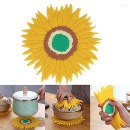 Table Mats Silicone Trivets Pot Mat Sunflower Pan Holders Heat Resistant Non Slip DishTrivet For Kitchen DiningTable Countertop