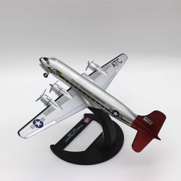 Aircraft Modle 1/200 WWII Plane Centauro USA Douglas C-54 Skymaster 1945 Fighter Model Diecast Aircraft Soldier Collection 230725